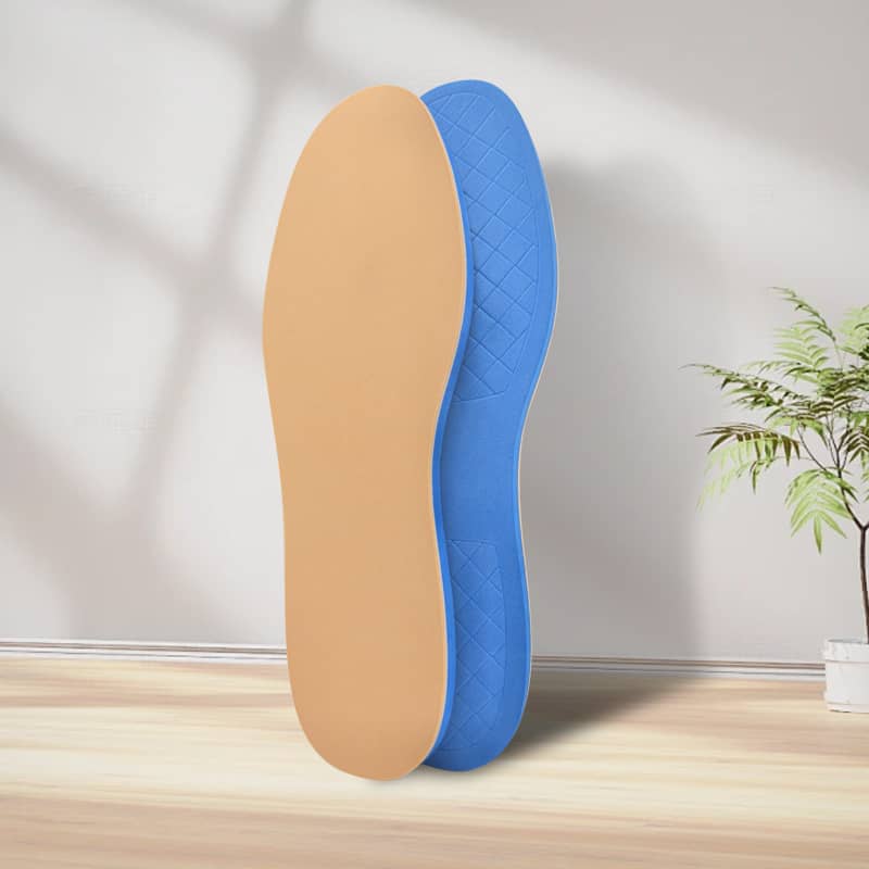 Breathable diabetic comfort insoles in tan and blue